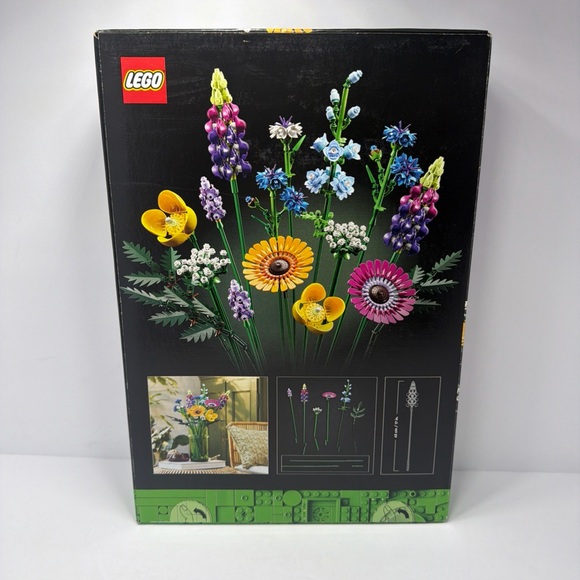 LEGO Icons: Wildflower Bouquet (10313) - Picture 1 of 5